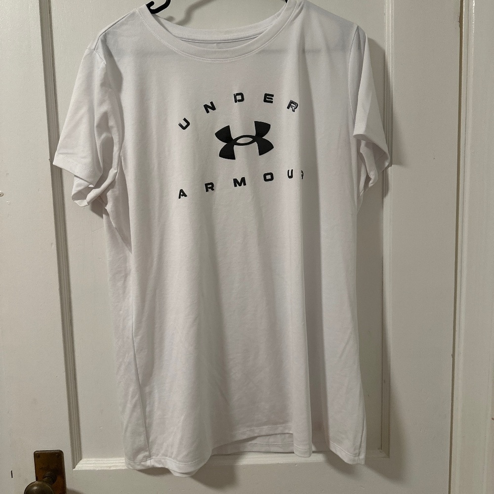 Under Armour Women’s Tee - XL